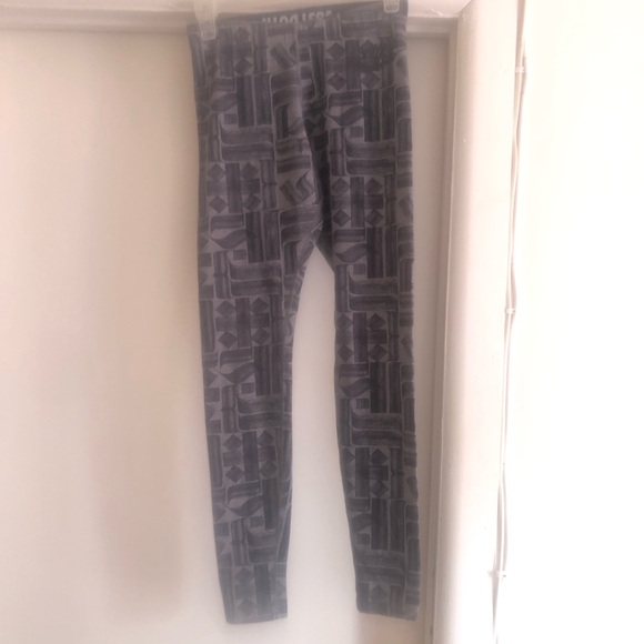 ❤️Nike Just Do It Grey Print Leggings Size S - Picture 1 of 8